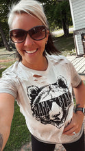 Load image into Gallery viewer, Mama Bear Graphic Shirt