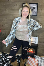 Load image into Gallery viewer, HUNT WIFE Graphic Shirt